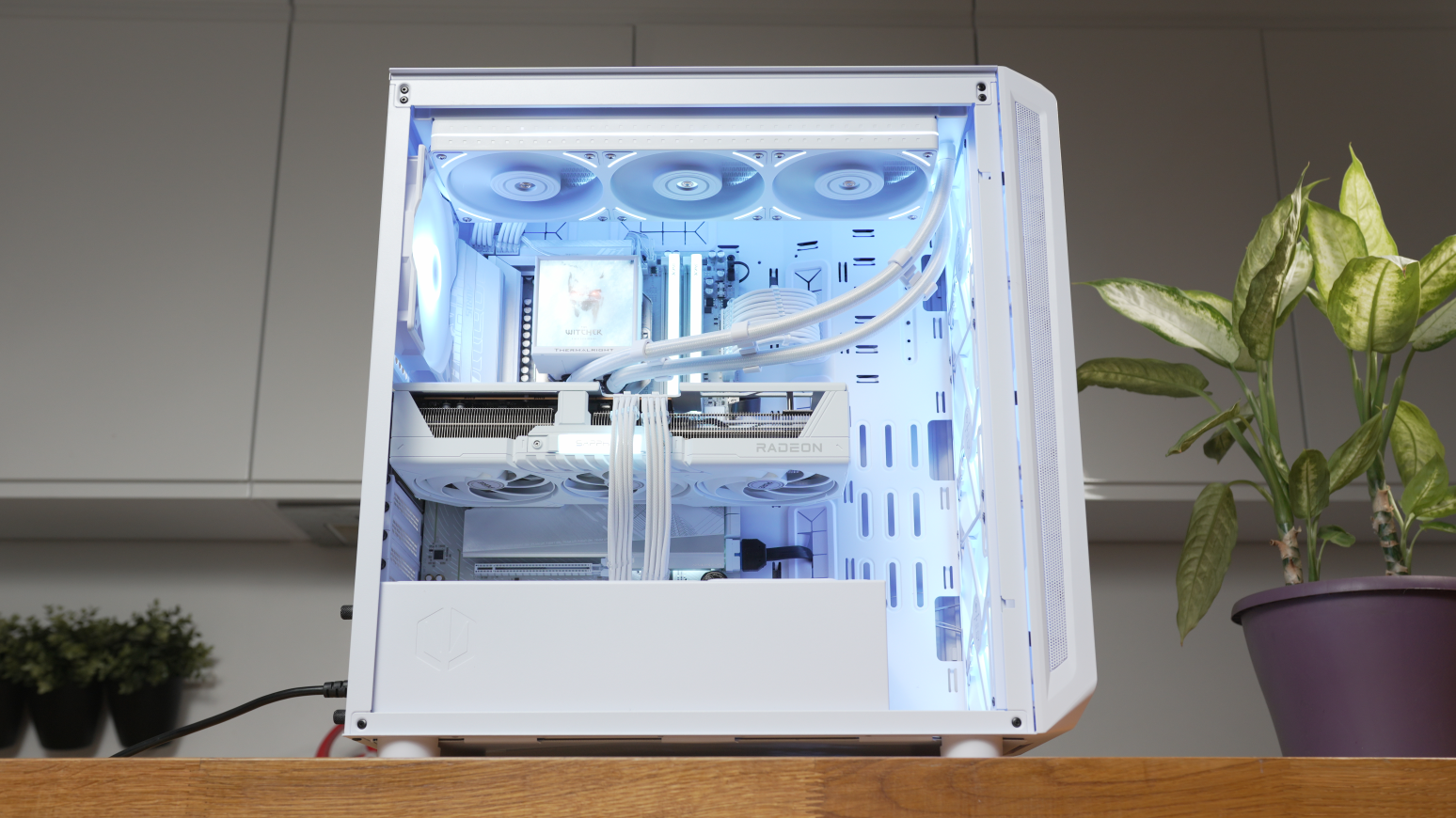 PC by Techlipton R7-9800X3D/32GB/2TB/RX 9070 XT - obrazek 8