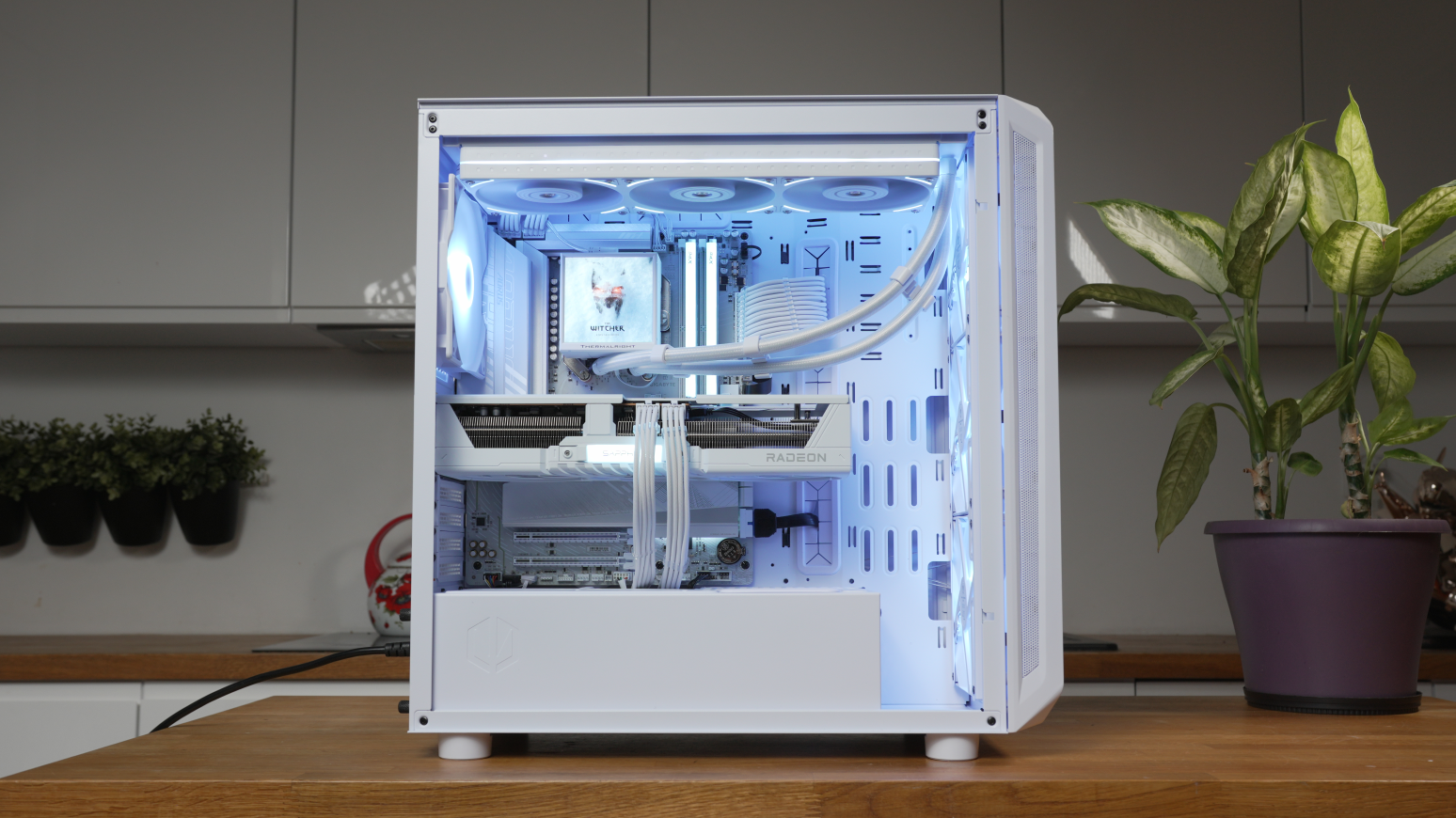 PC by Techlipton R7-9800X3D/32GB/2TB/RX 9070 XT - obrazek 5